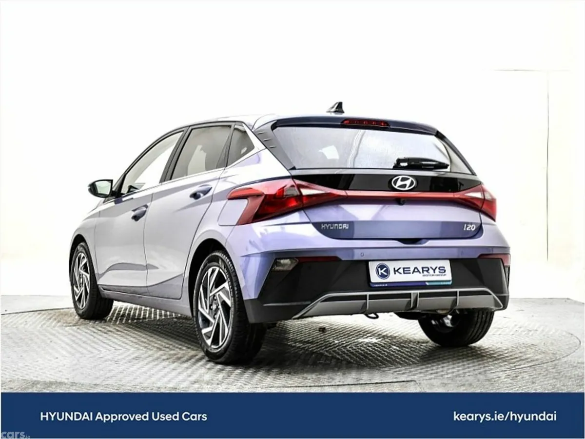 Hyundai i20 Hatchback, Petrol, 2025, Blue