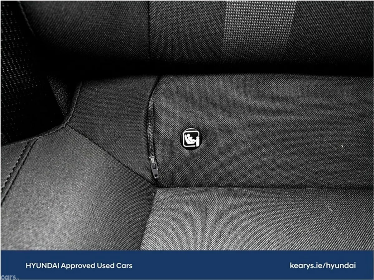 Hyundai i20 Hatchback, Petrol, 2025, Blue