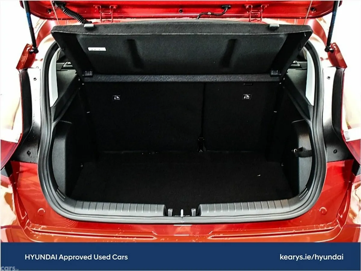 Hyundai Bayon SUV, Petrol, 2027, Red