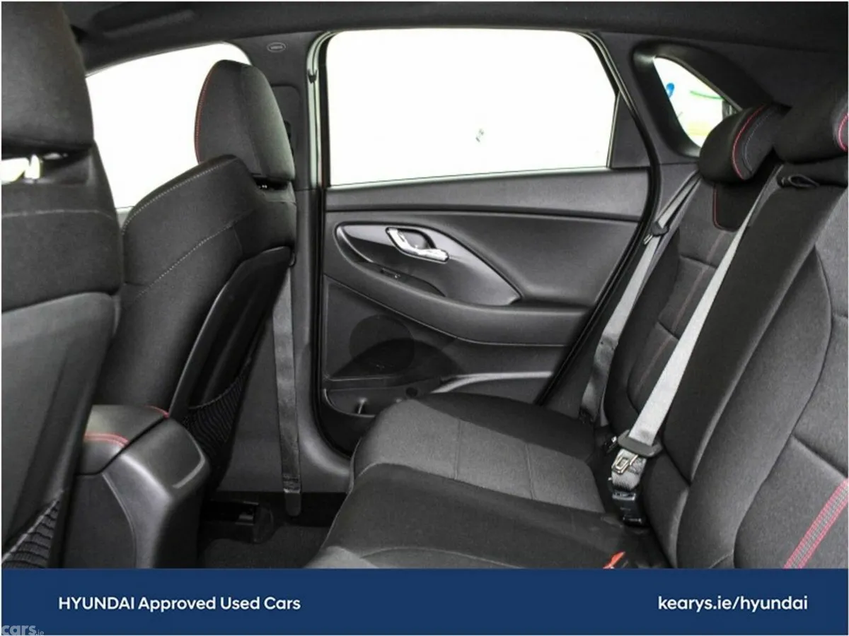 Hyundai i30 Hatchback, Petrol, 2027, Red