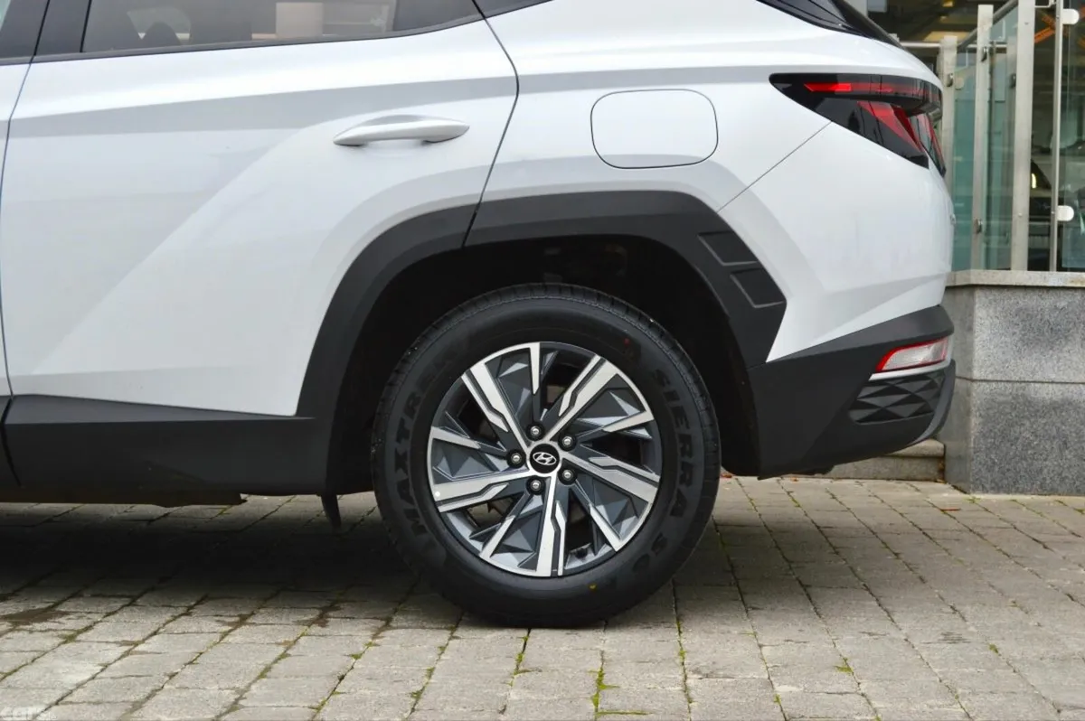 Hyundai Tucson SUV, Diesel, 2021, White