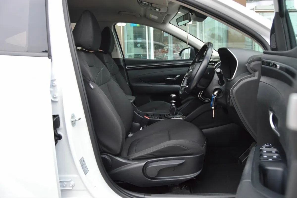 Hyundai Tucson SUV, Diesel, 2021, White