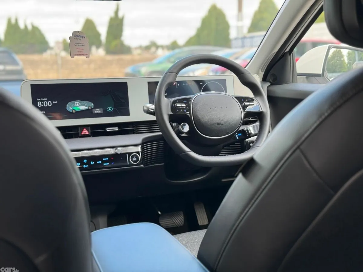 Hyundai IONIQ 5 MPV, Electric, 2024, White