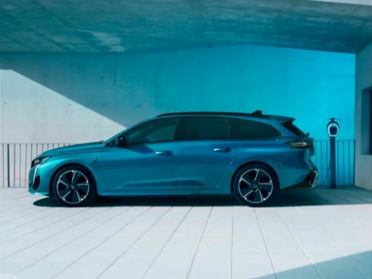 Peugeot 308 Estate, Petrol Hybrid, 2027, 