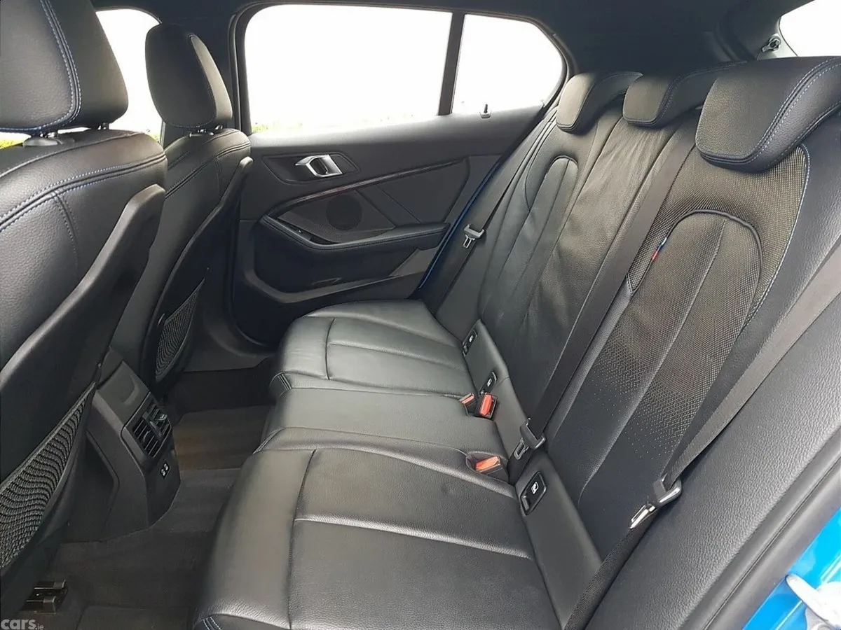 BMW 1-Series Hatchback, Diesel, 2020, Blue
