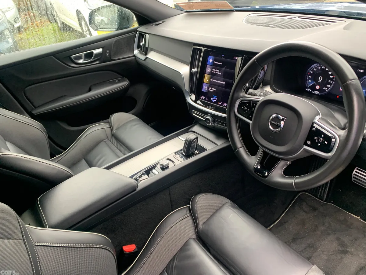 Volvo V60 Estate, Diesel, 2021, Blue