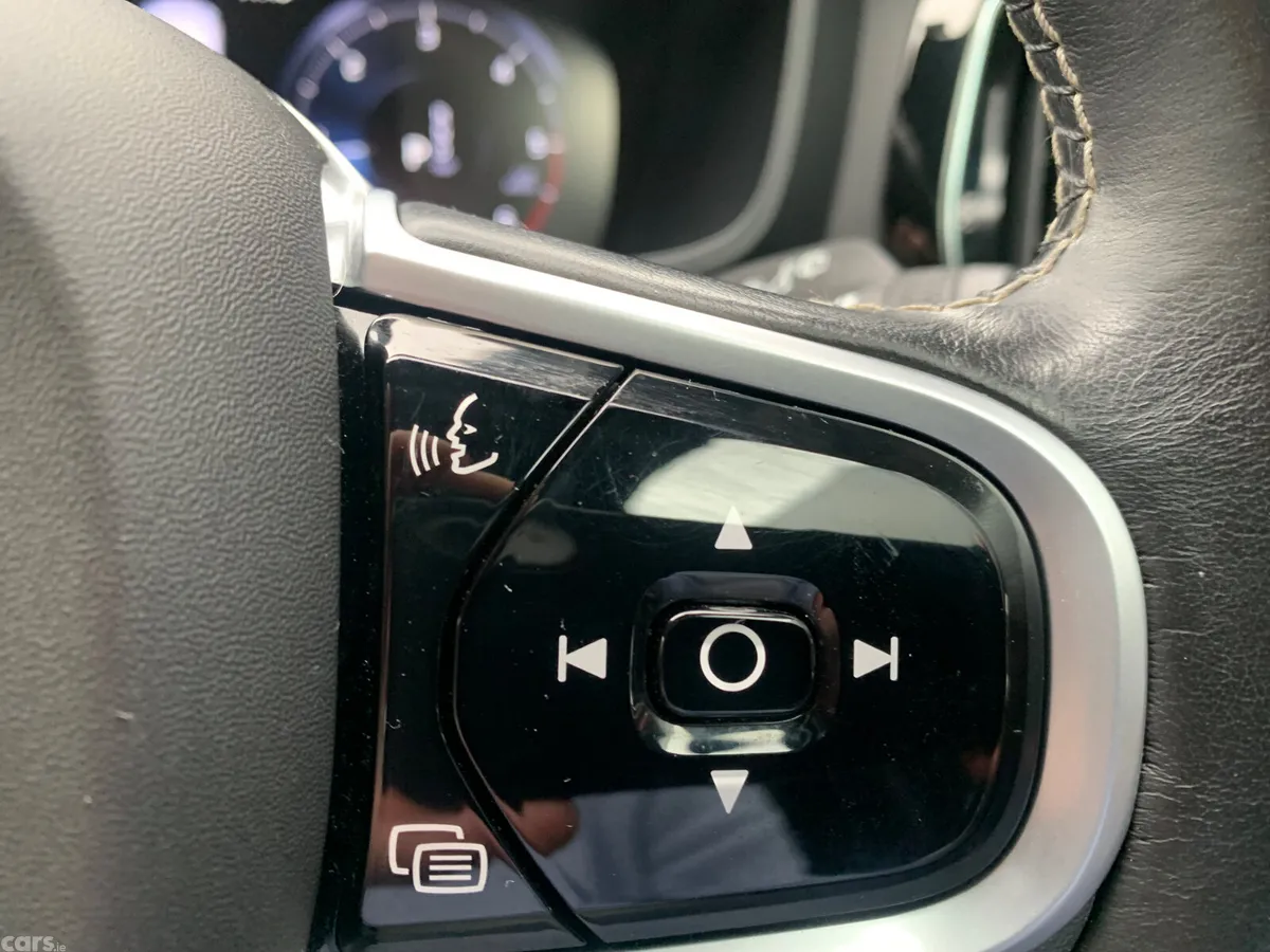 Volvo V60 Estate, Diesel, 2021, Blue