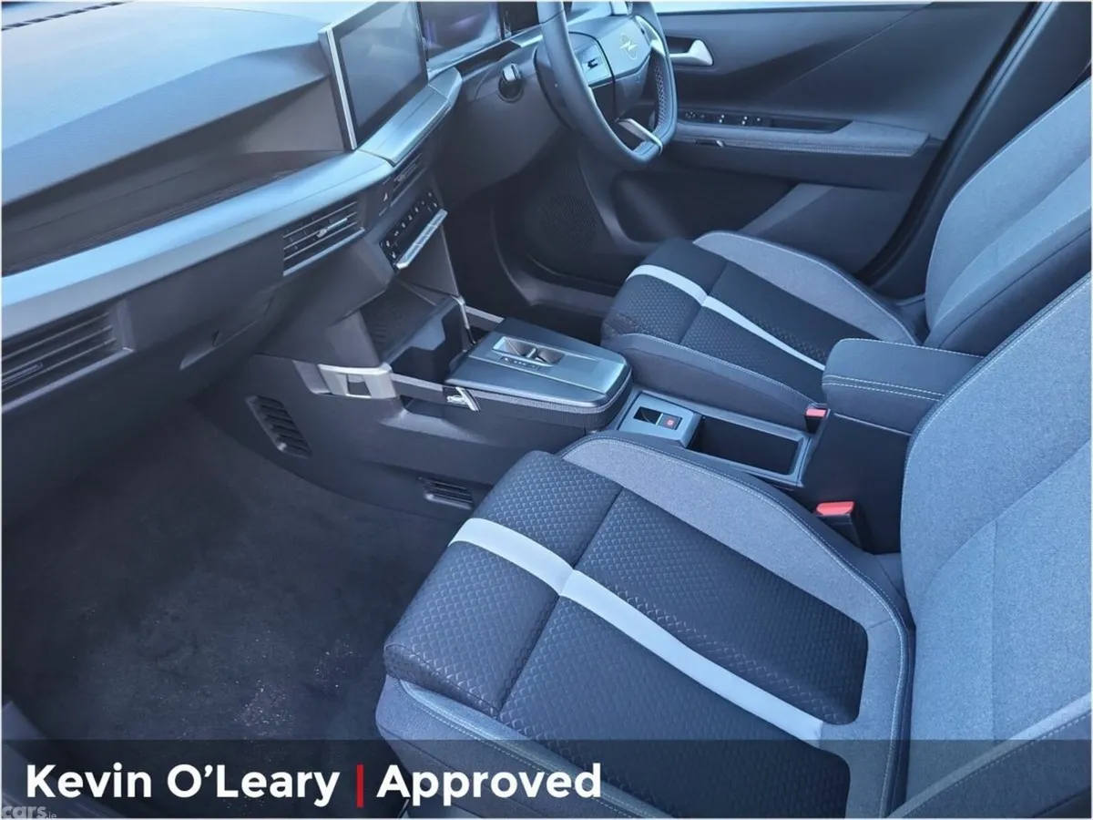 Opel Frontera SUV, Petrol Hybrid, 2026, Blue