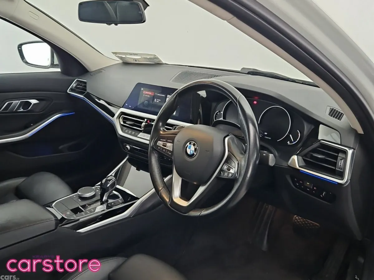 BMW 3-Series Saloon, Diesel, 2019, White