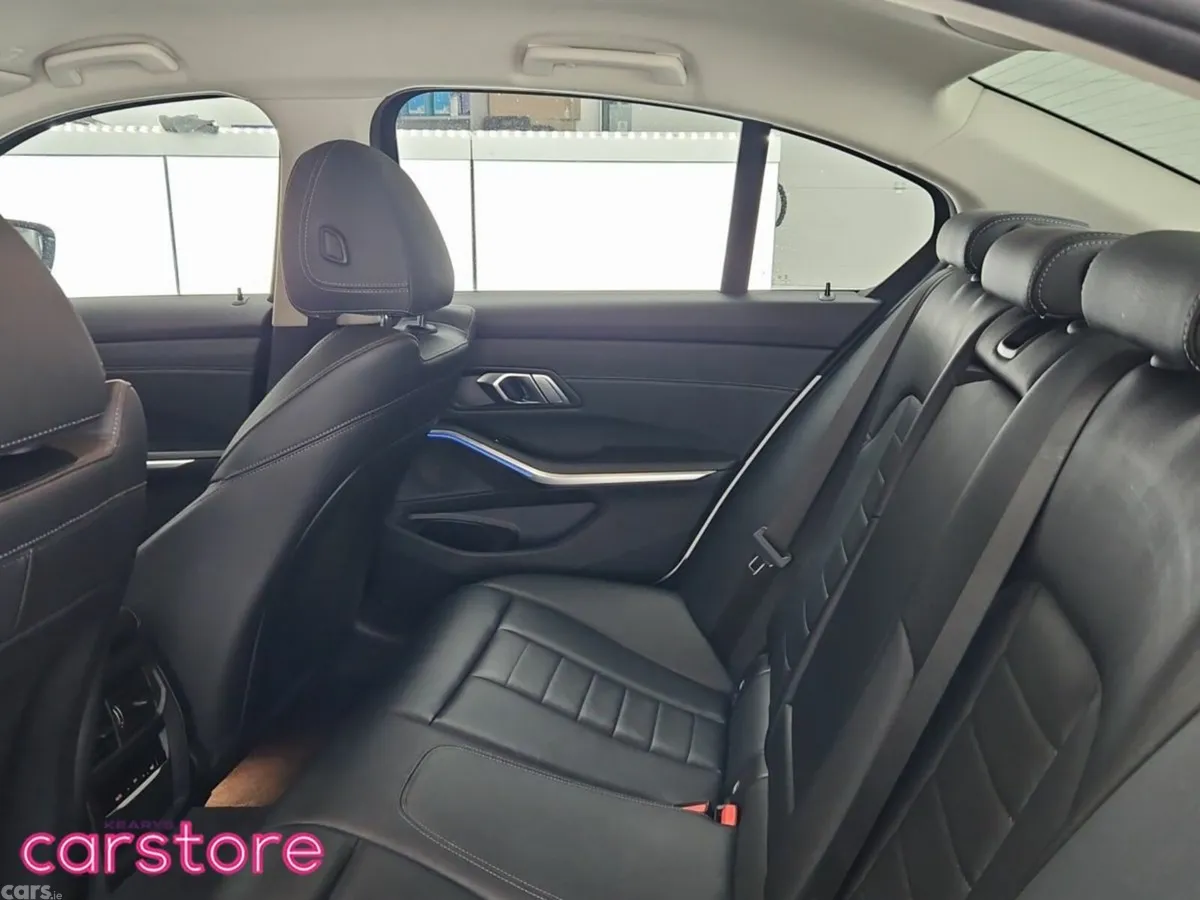 BMW 3-Series Saloon, Diesel, 2019, White