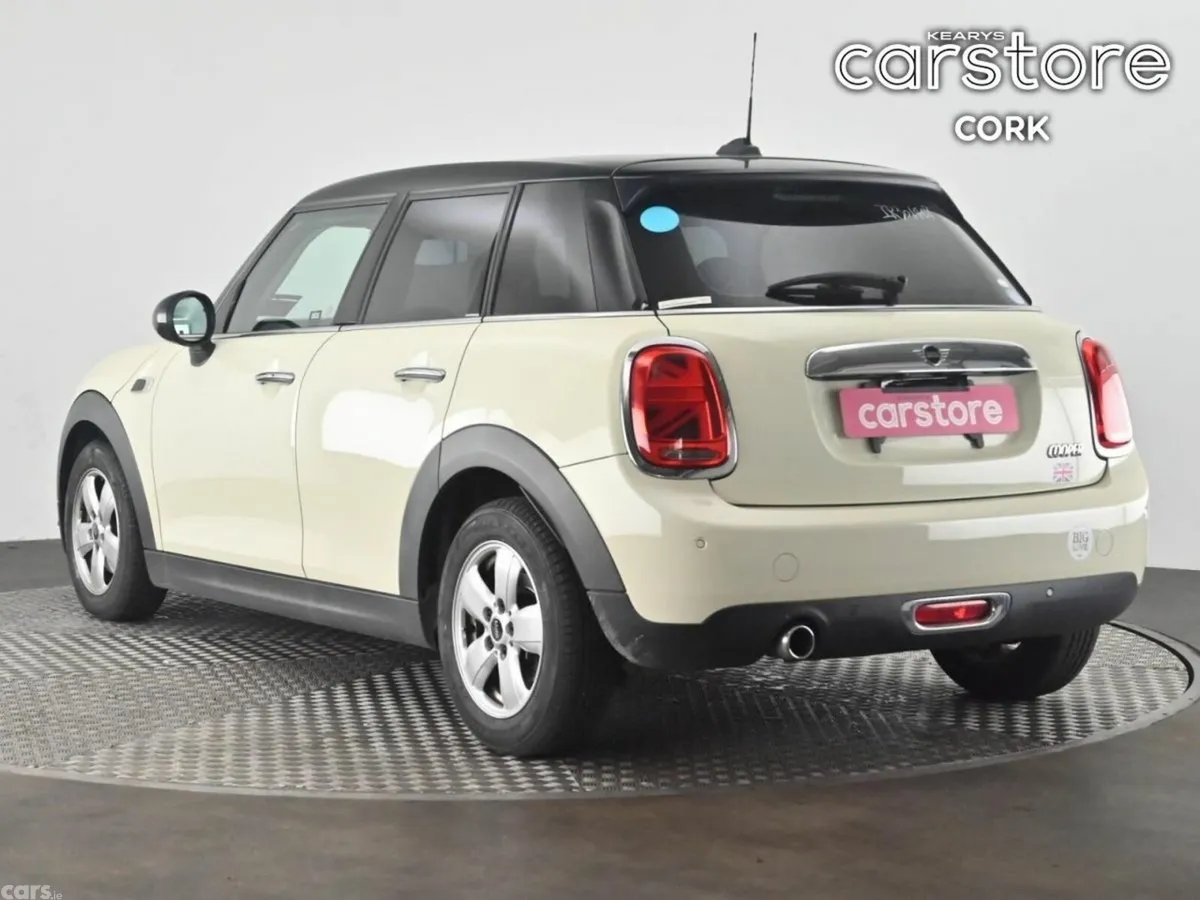 Mini Cooper Hatchback, Petrol, 2018, White