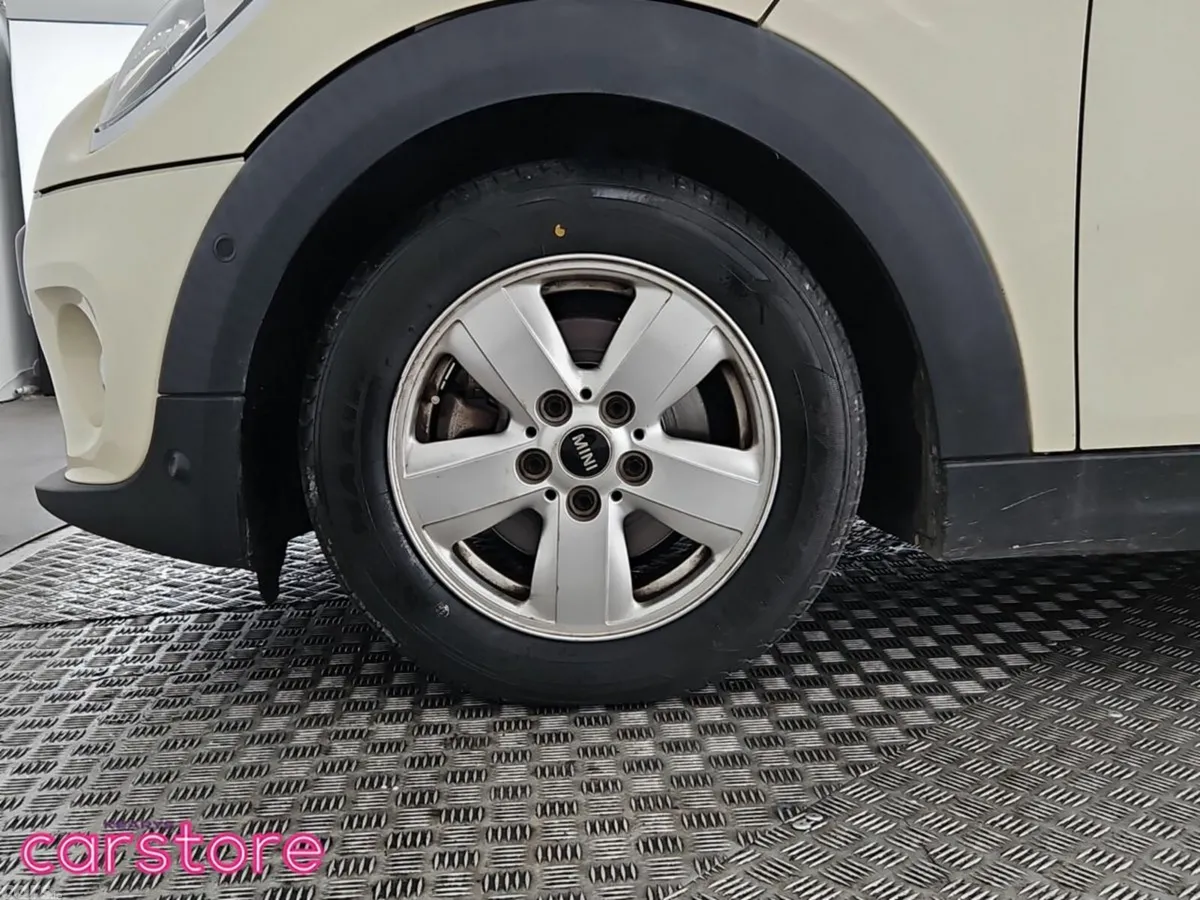 Mini Cooper Hatchback, Petrol, 2018, White