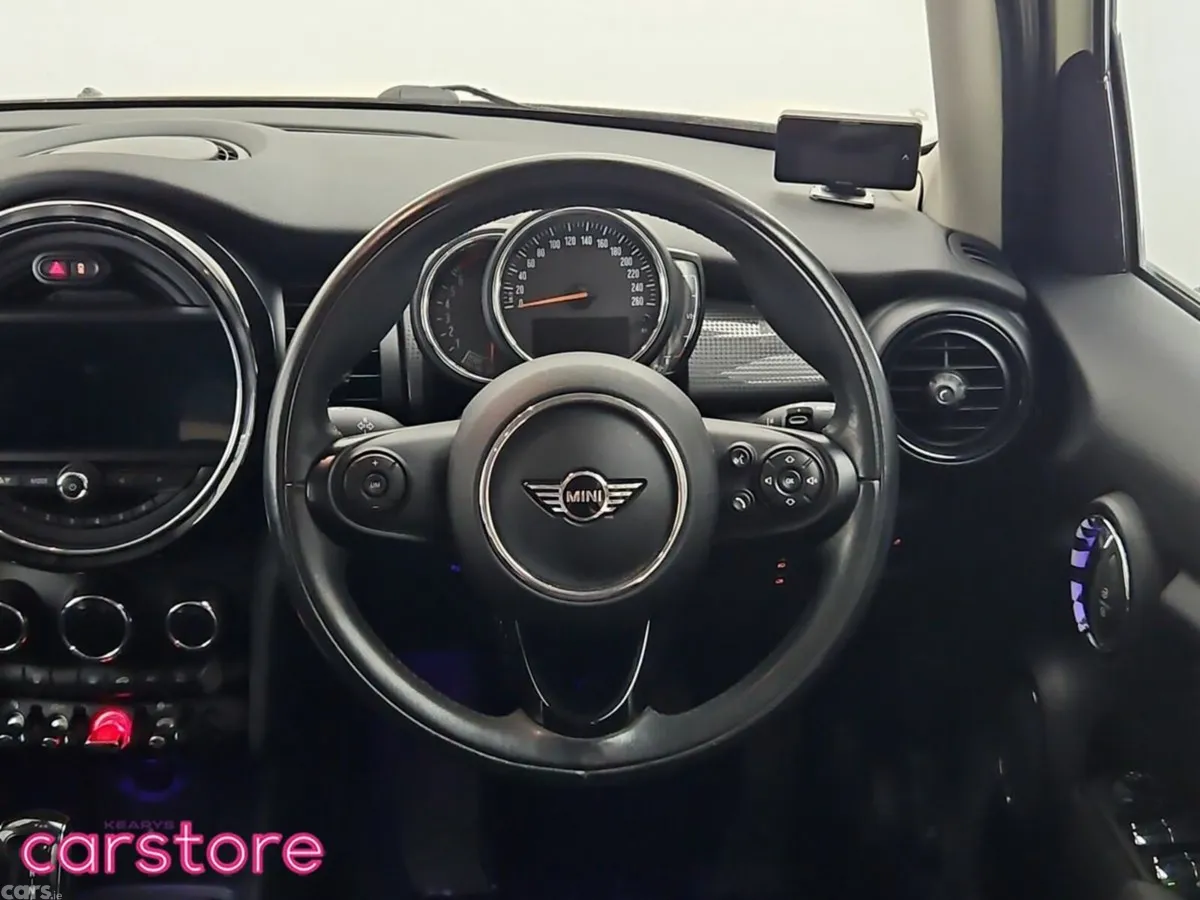 Mini Cooper Hatchback, Petrol, 2018, White