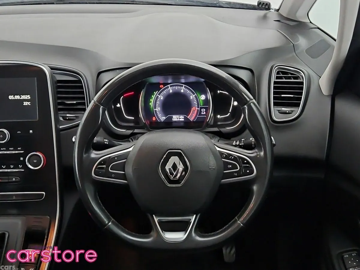Renault Grand Scenic MPV, Petrol, 2020, Red