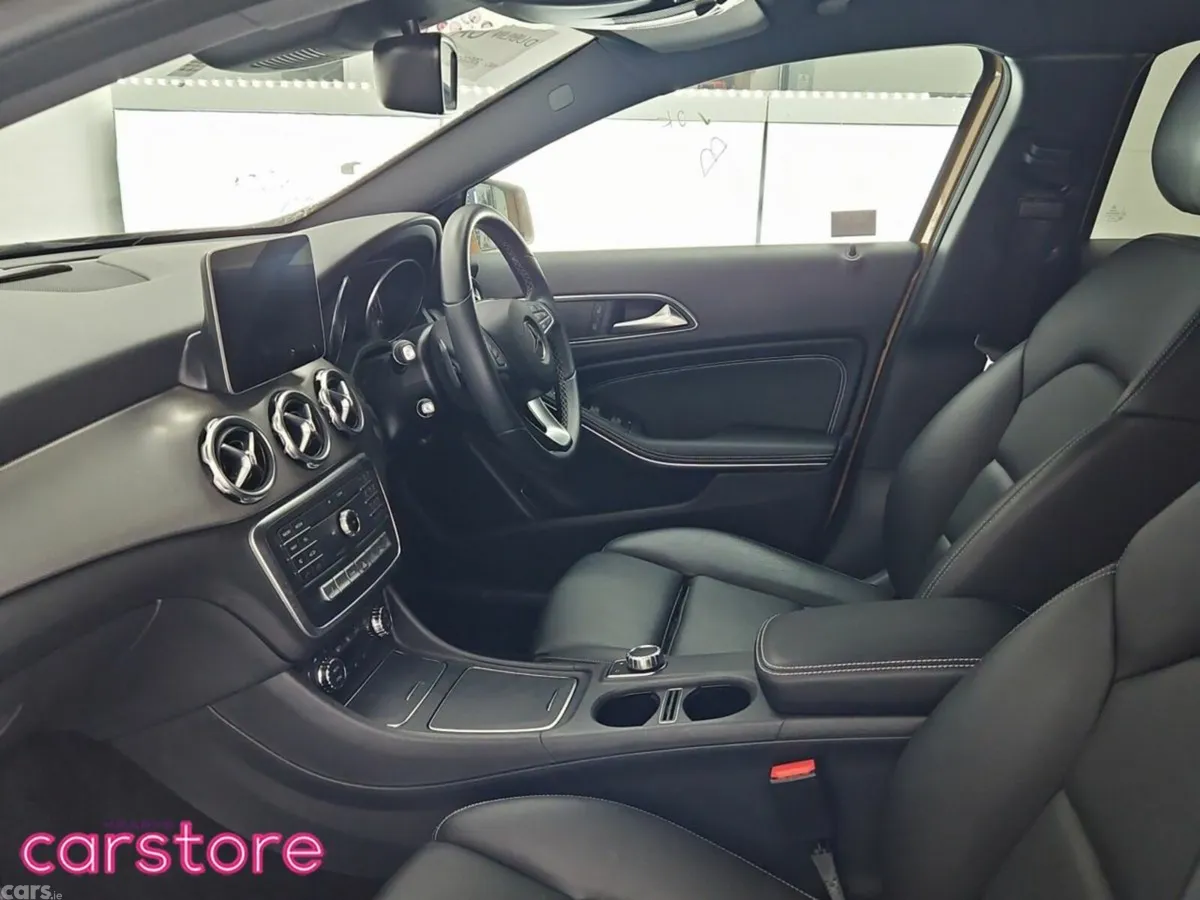 Mercedes-Benz GLA SUV, Petrol, 2017, Gold