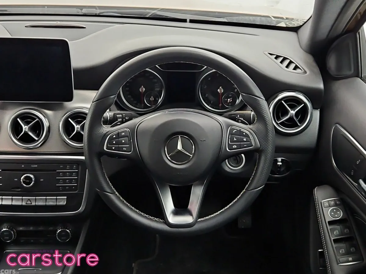 Mercedes-Benz GLA SUV, Petrol, 2017, Gold