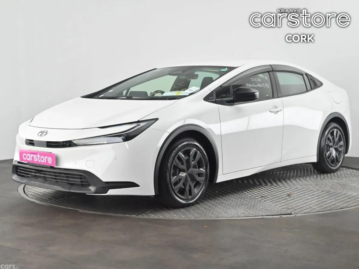 Toyota Prius Hatchback, Petrol Hybrid, 2024, White