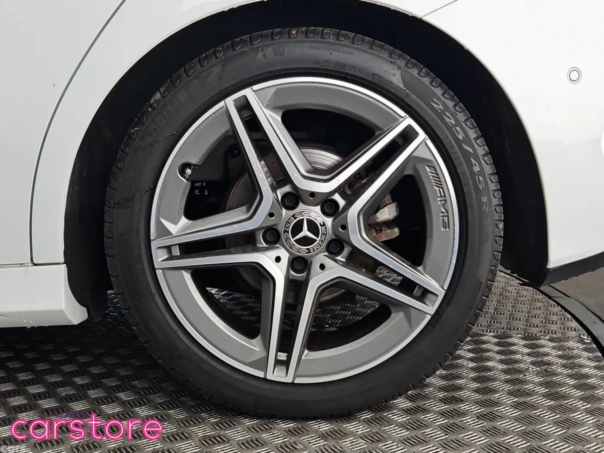 Mercedes-Benz B-Class Hatchback, Petrol, 2020, White