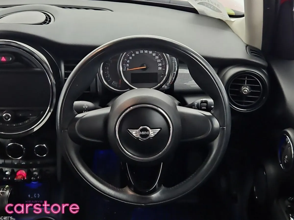 Mini Cooper Hatchback, Petrol, 2018, Red