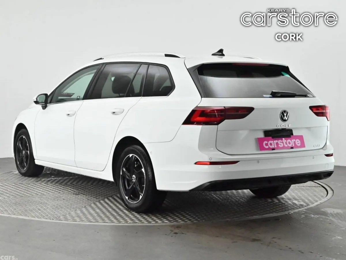 Volkswagen Golf Estate, Petrol, 2022, White