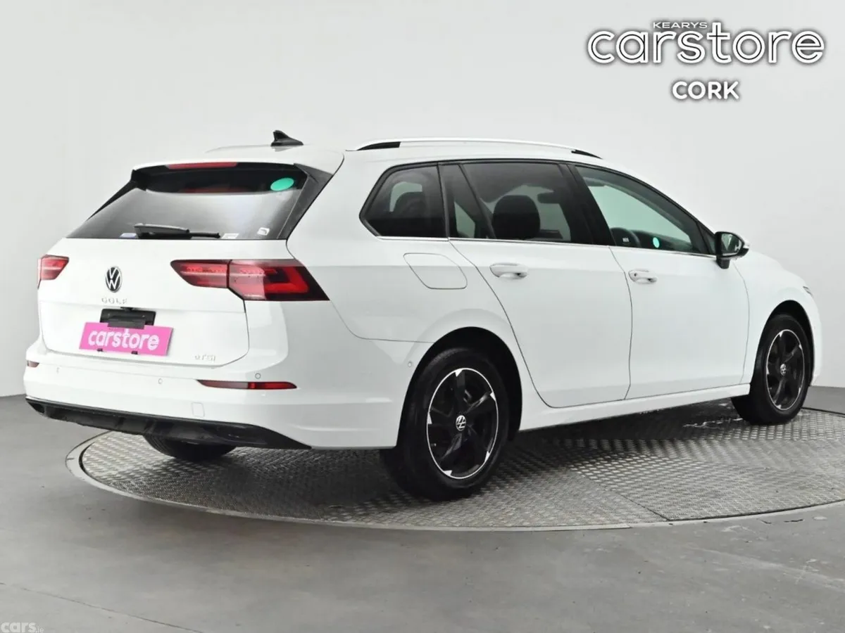 Volkswagen Golf Estate, Petrol, 2022, White