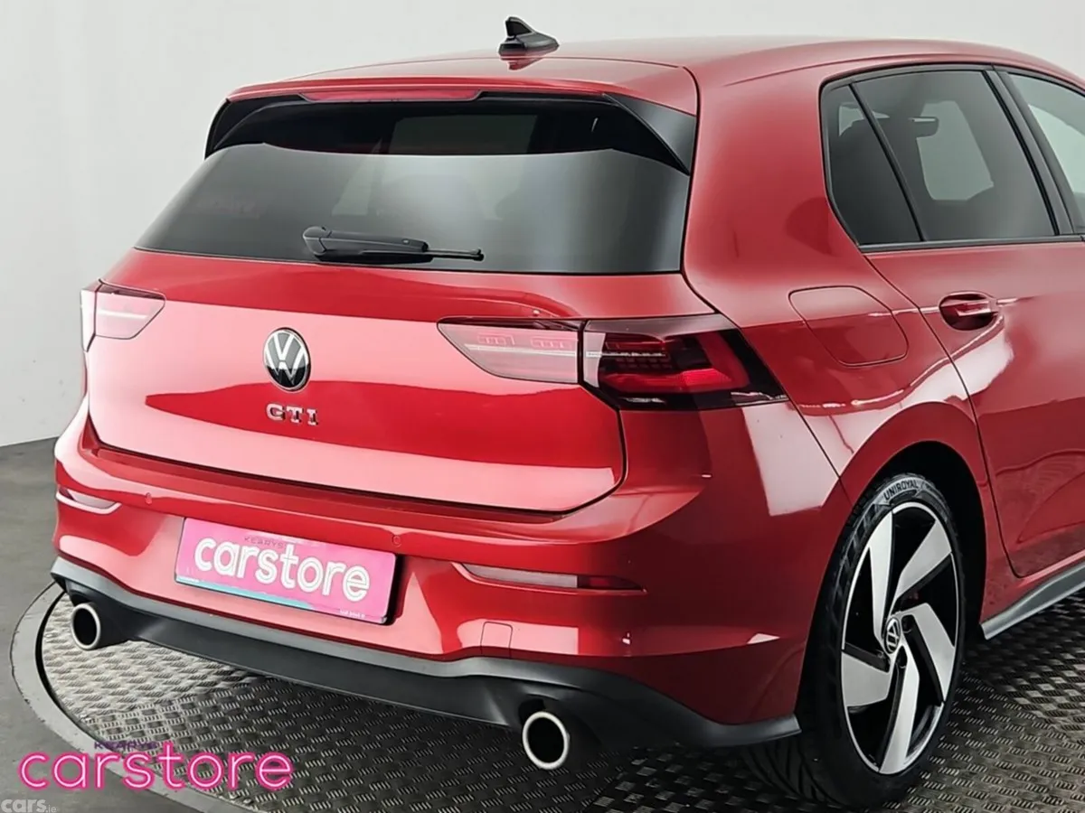 Volkswagen Golf Hatchback, Petrol, 2022, Red