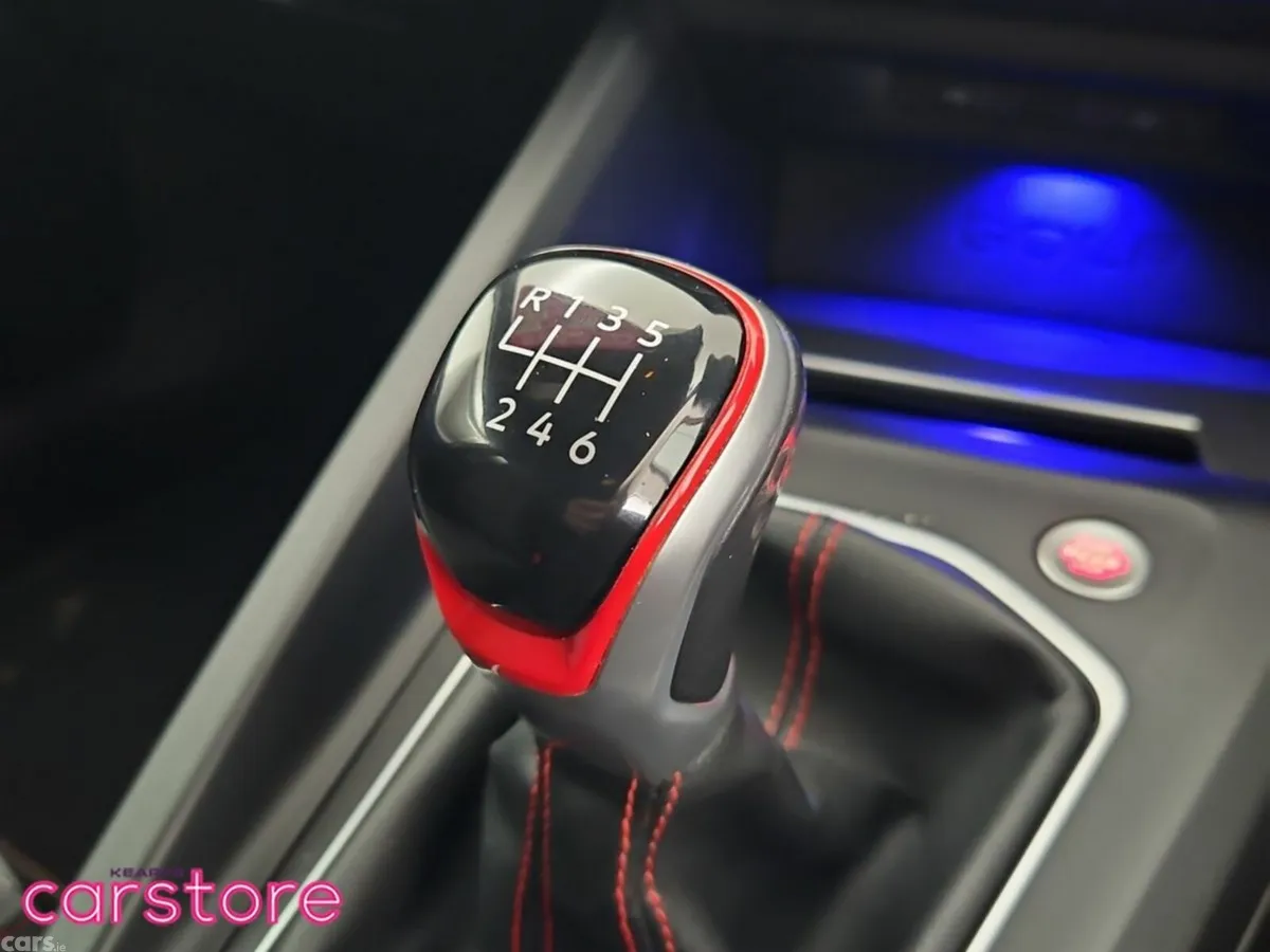 Volkswagen Golf Hatchback, Petrol, 2022, Red