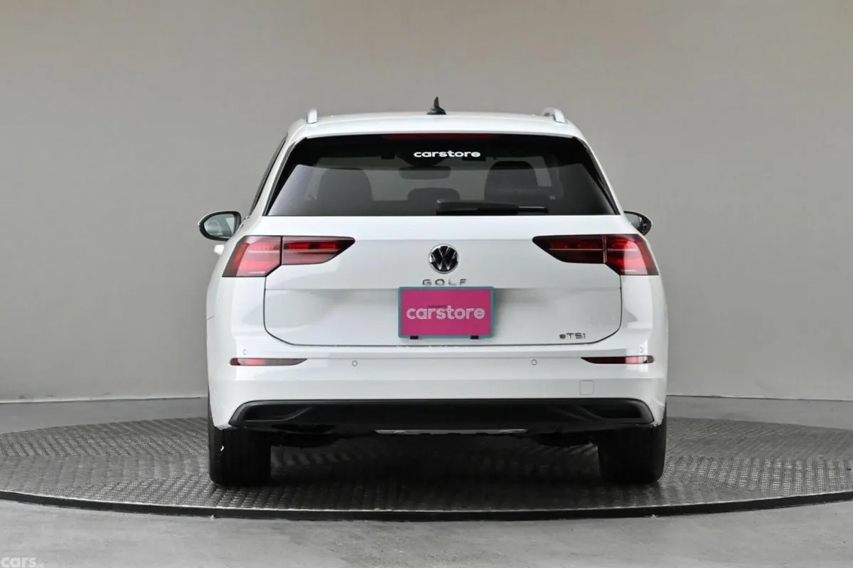 Volkswagen Golf Estate, Petrol Hybrid, 2022, White
