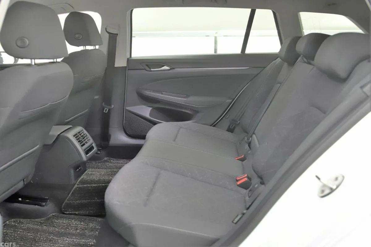 Volkswagen Golf Estate, Petrol Hybrid, 2022, White