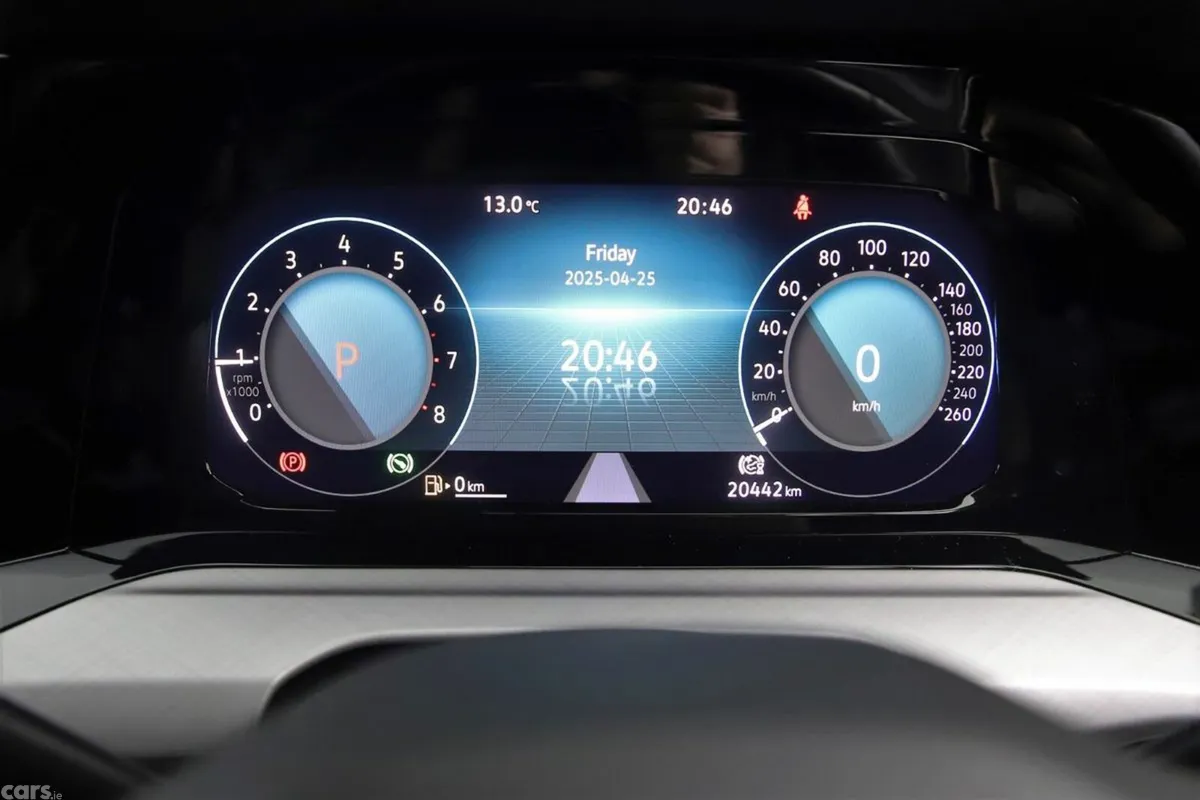 Volkswagen Golf Estate, Petrol Hybrid, 2022, White