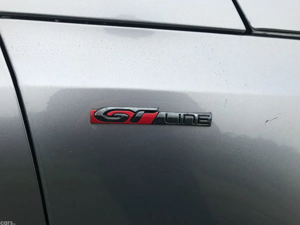 Peugeot 308 Hatchback, Petrol, 2019, Grey