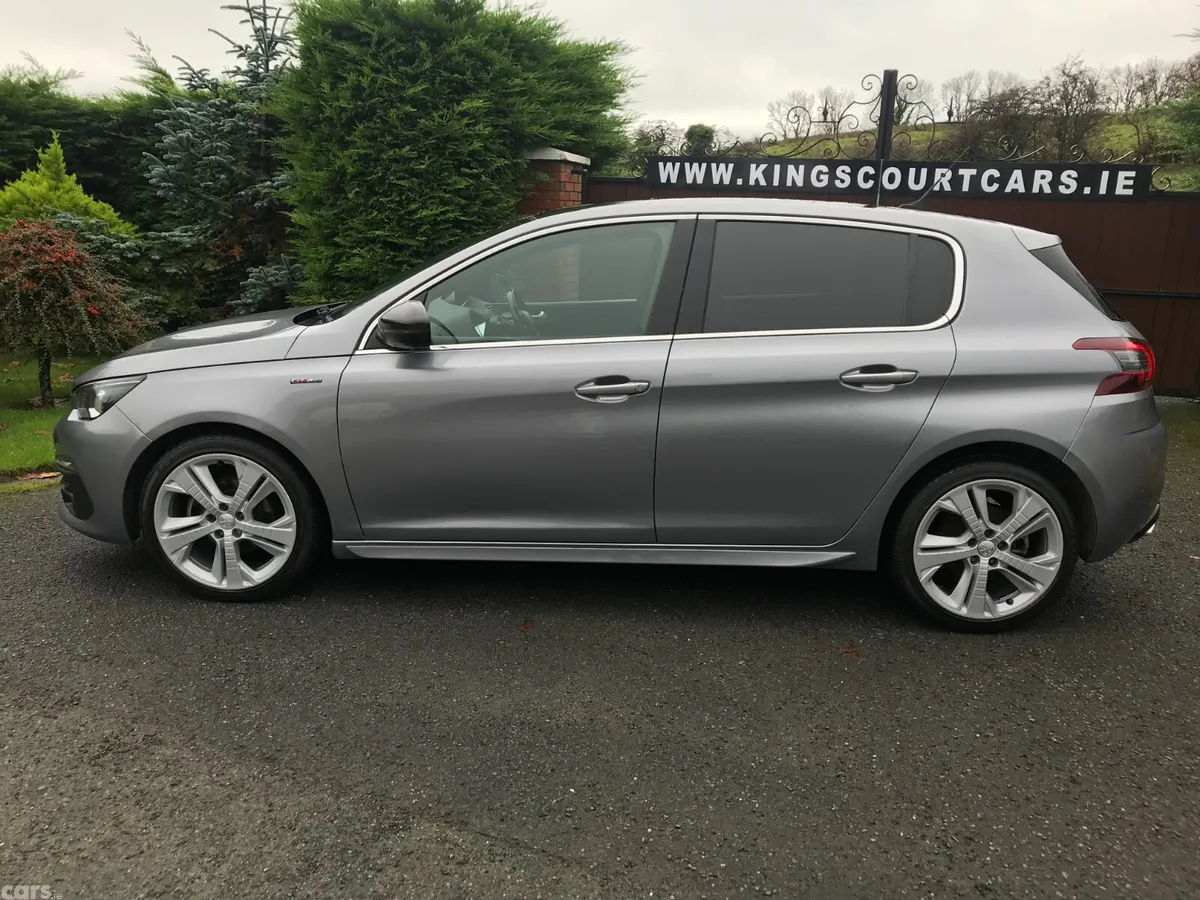 Peugeot 308 Hatchback, Petrol, 2019, Grey