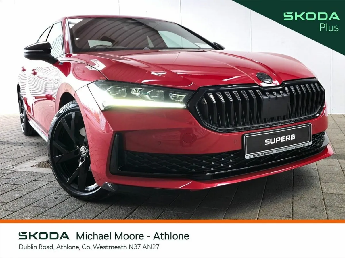 Skoda Superb Saloon, Diesel, 2027, Red