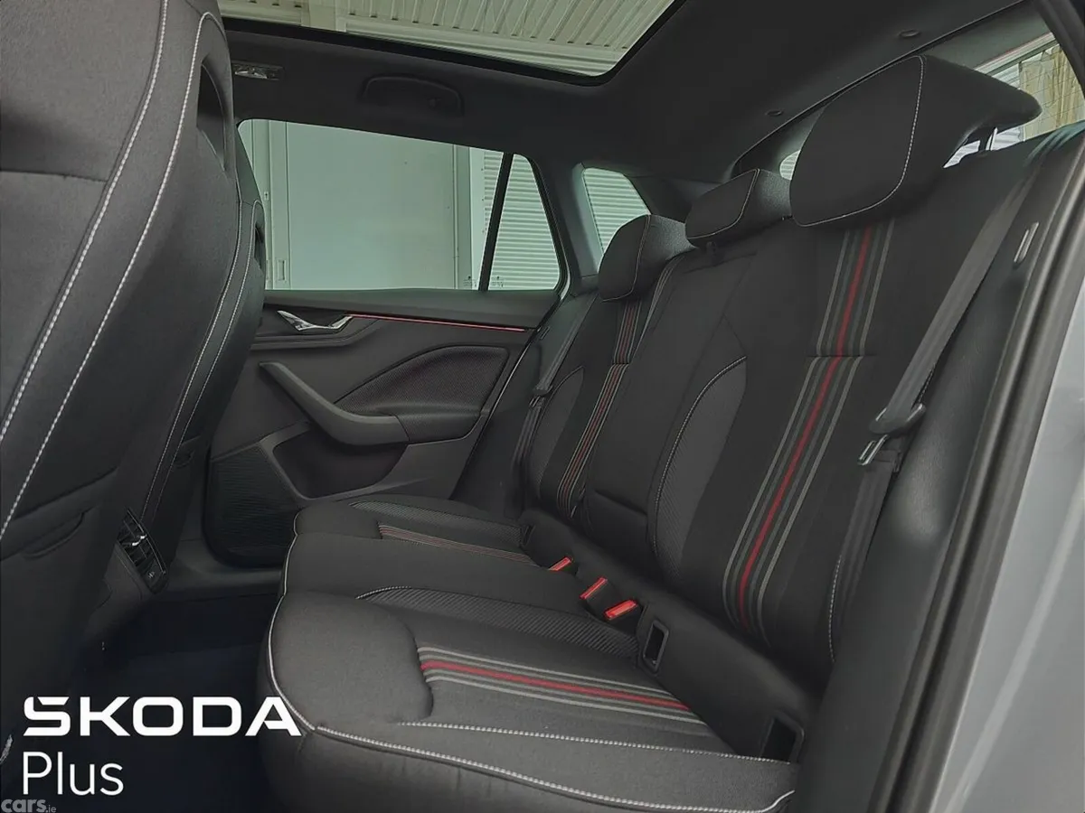 Skoda Kamiq Hatchback, Petrol, 2027, Silver