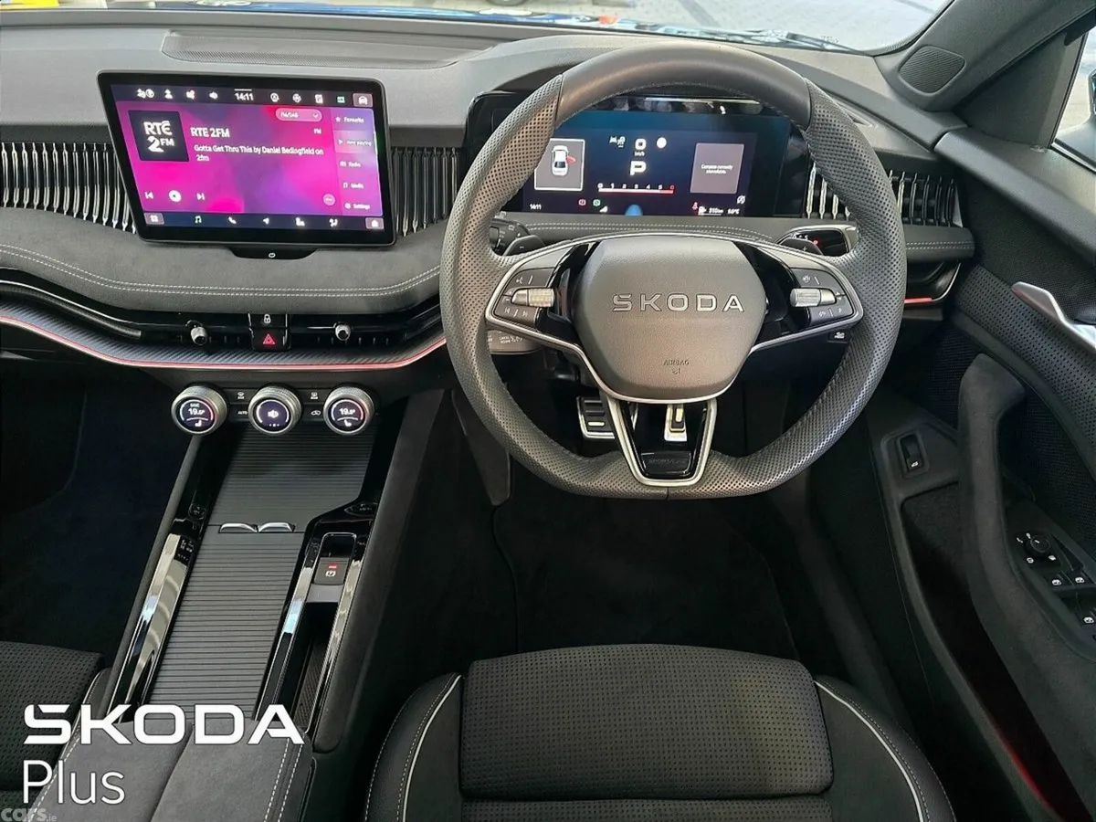 Skoda Superb Saloon, Diesel, 2027, Black