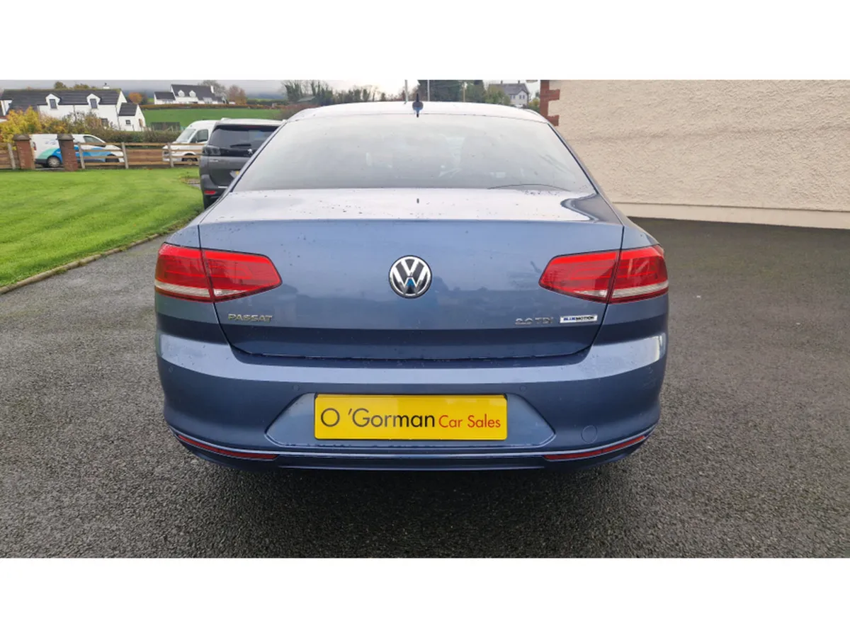 Volkswagen Passat Saloon, Diesel, 2017, Blue