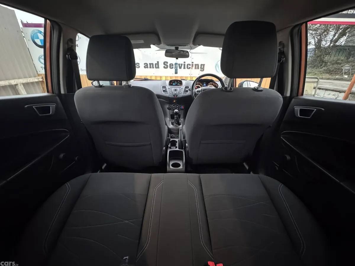Ford Fiesta Hatchback, Petrol, 2013, Gold