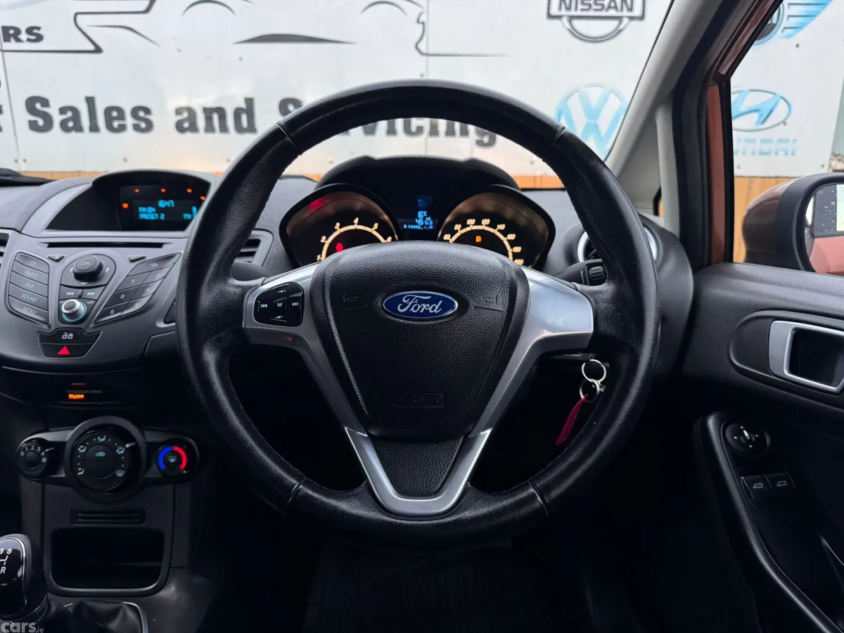Ford Fiesta Hatchback, Petrol, 2013, Gold