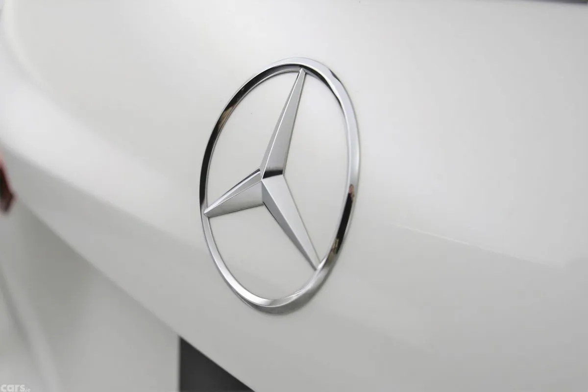 Mercedes-Benz B-Class MPV, Petrol, 2022, White