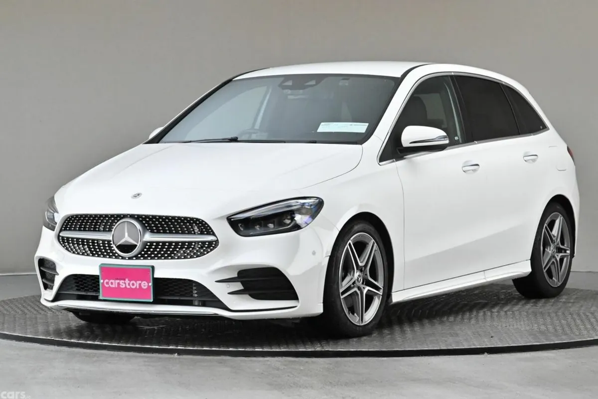 Mercedes-Benz B-Class MPV, Petrol, 2022, White