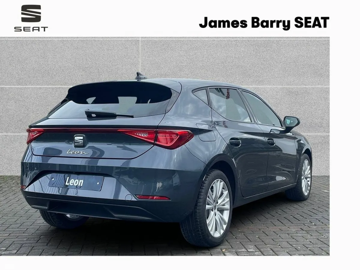 SEAT Leon Hatchback, Petrol, 2027, Grey