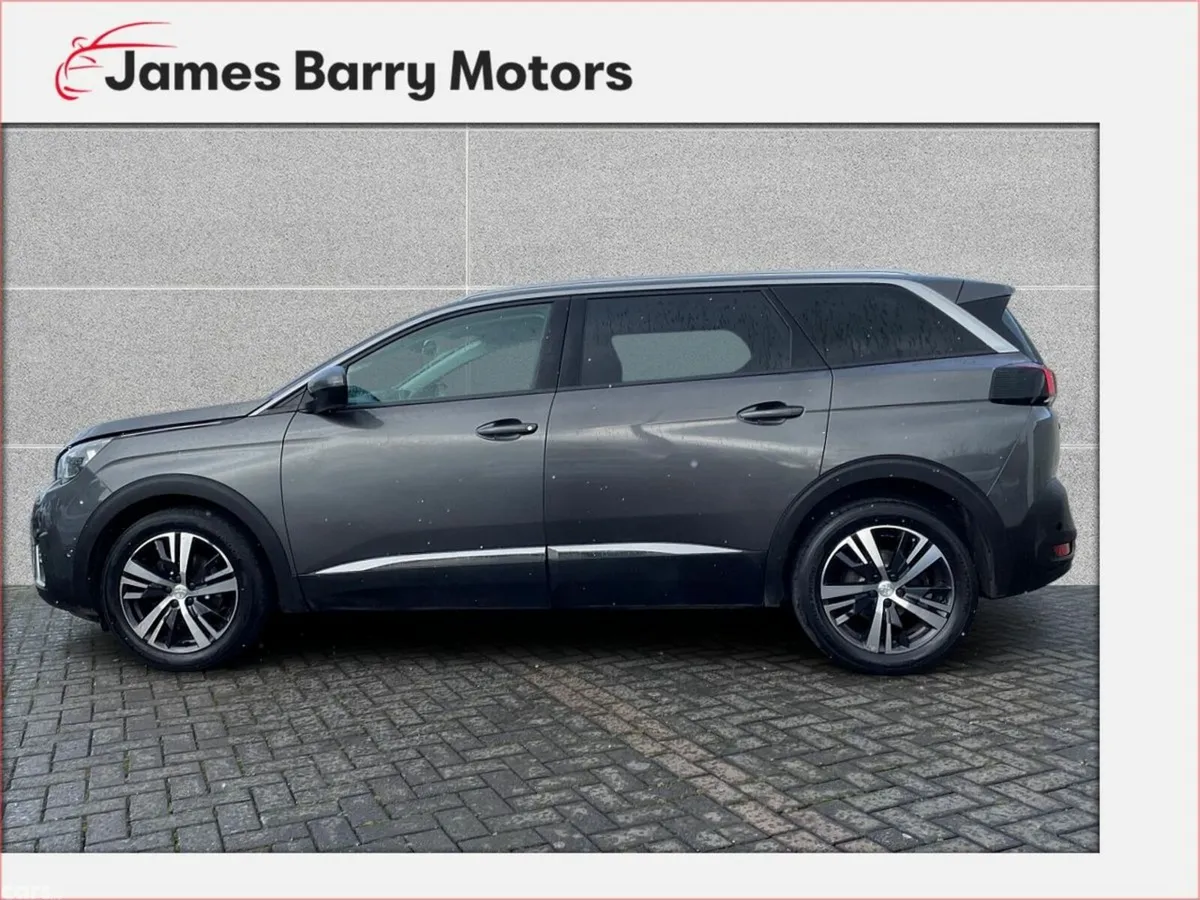 Peugeot 5008 MPV, Petrol, 2019, Grey