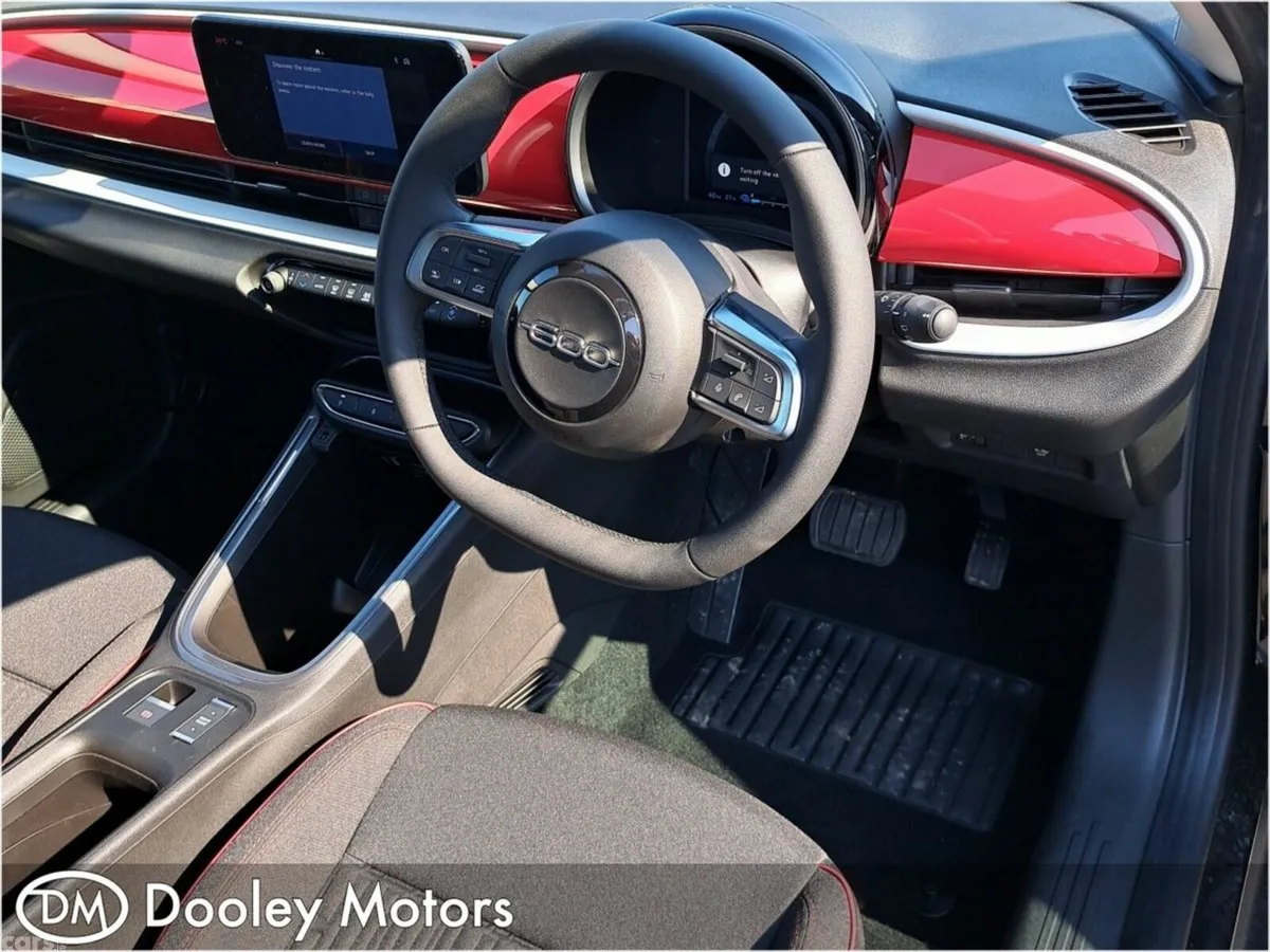 Fiat 600 Hatchback, Electric, 2025, Black