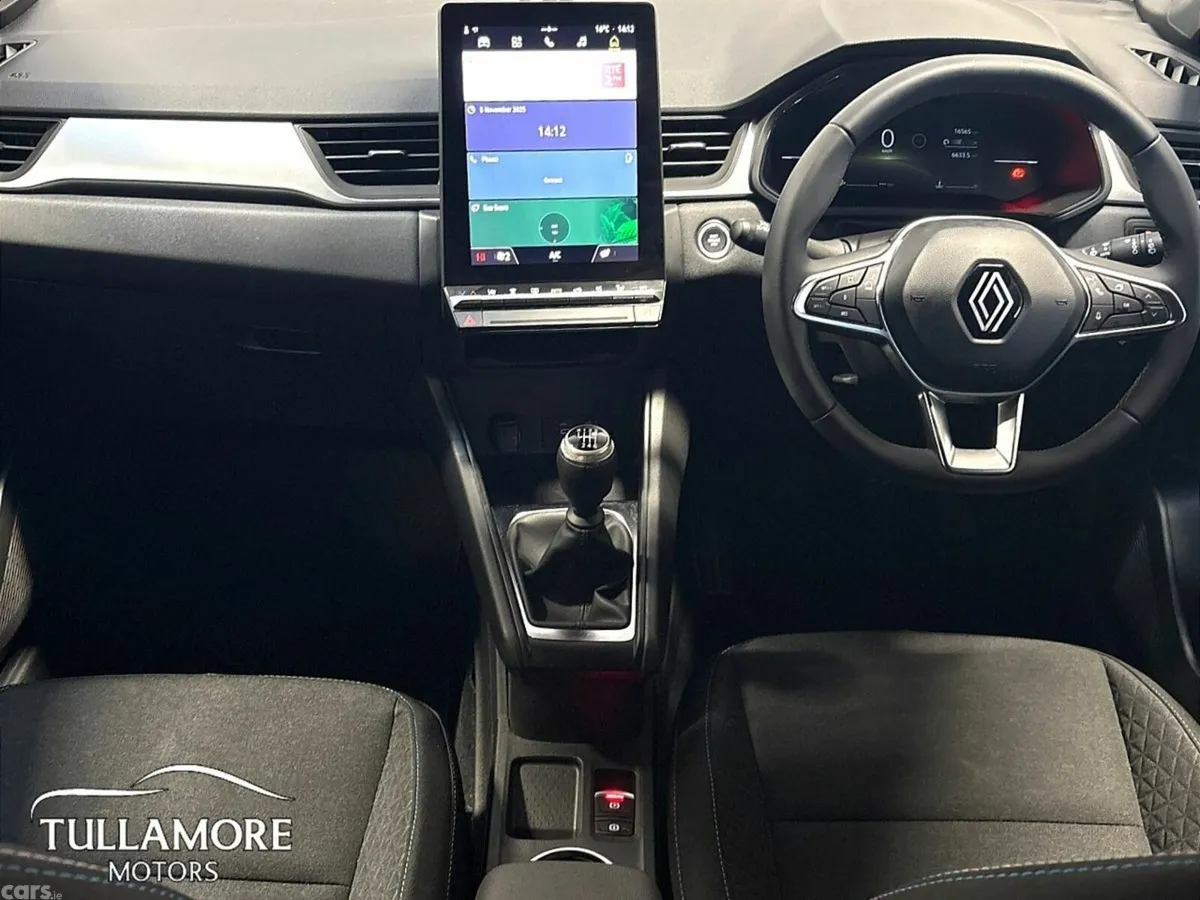 Renault Captur Hatchback, Petrol, 2025, Red
