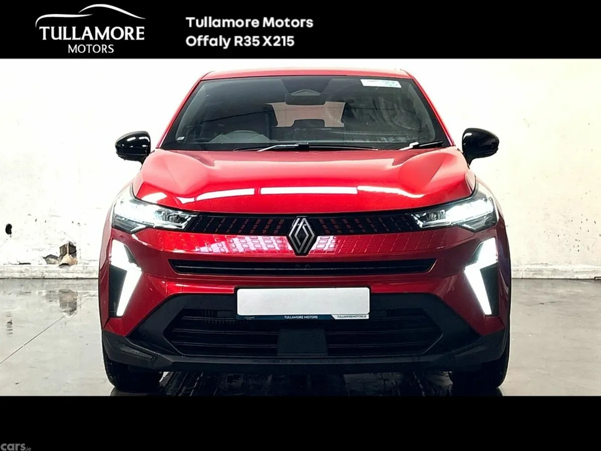 Renault Captur Hatchback, Petrol, 2025, Red
