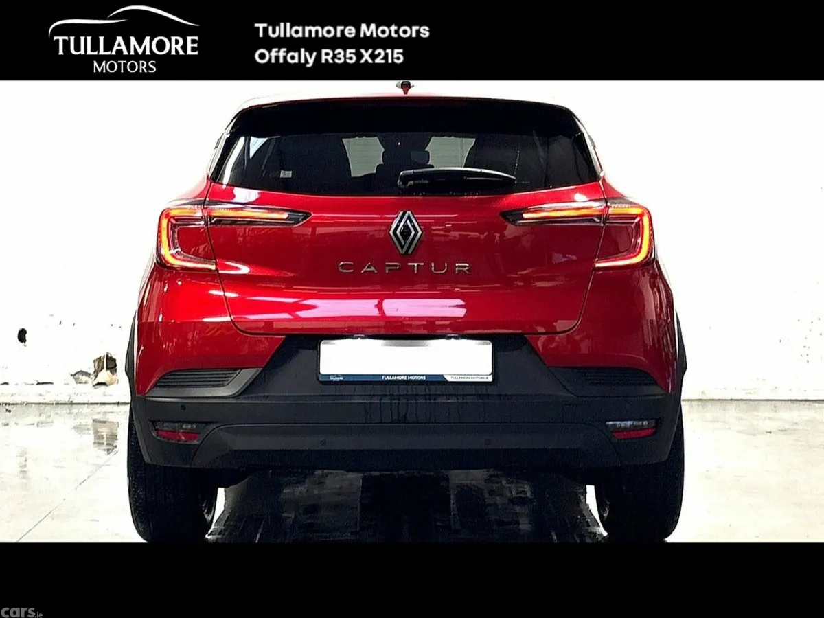 Renault Captur Hatchback, Petrol, 2025, Red