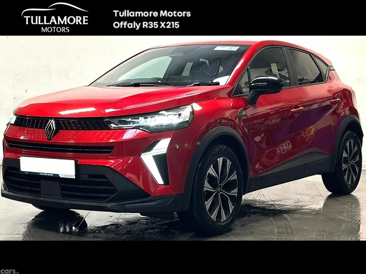 Renault Captur Hatchback, Petrol, 2025, Red