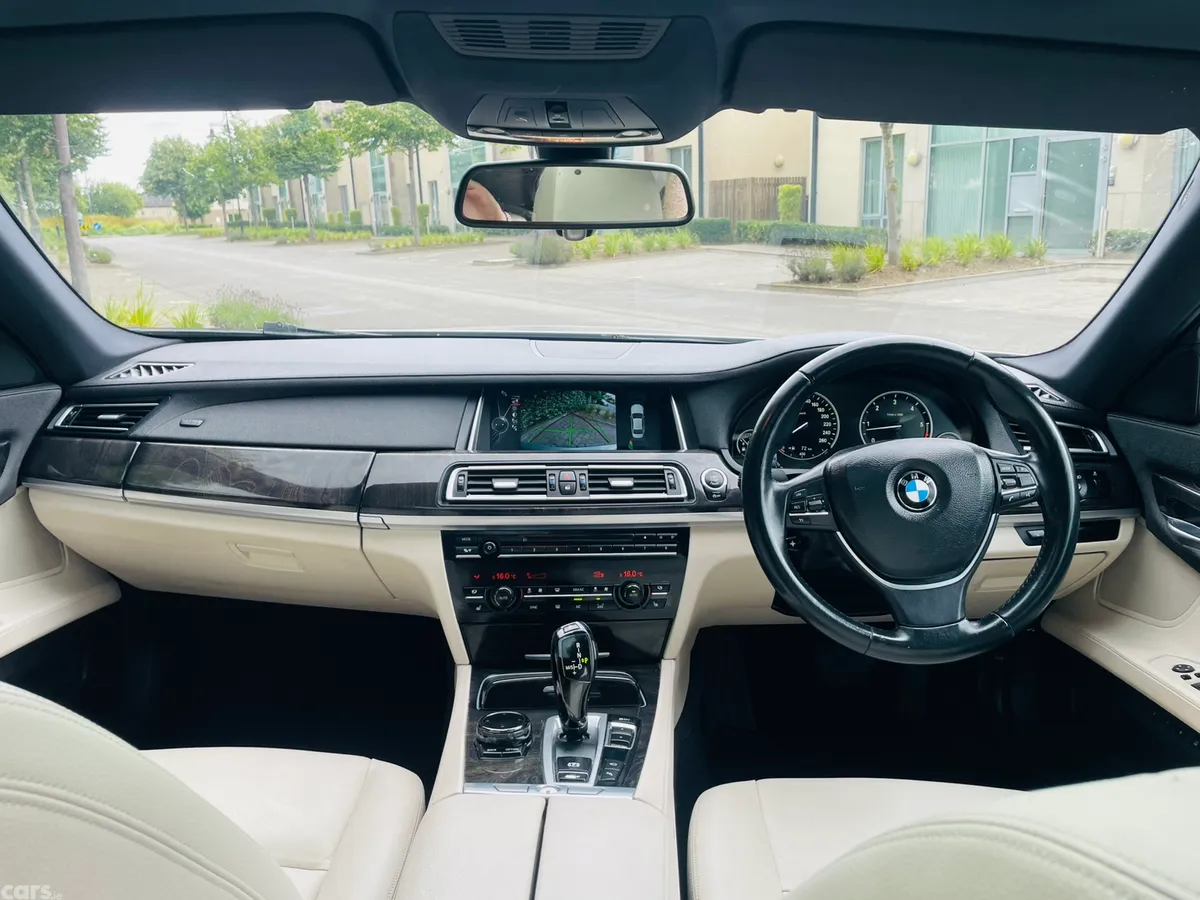 BMW 7-Series Saloon, Diesel, 2014, Silver