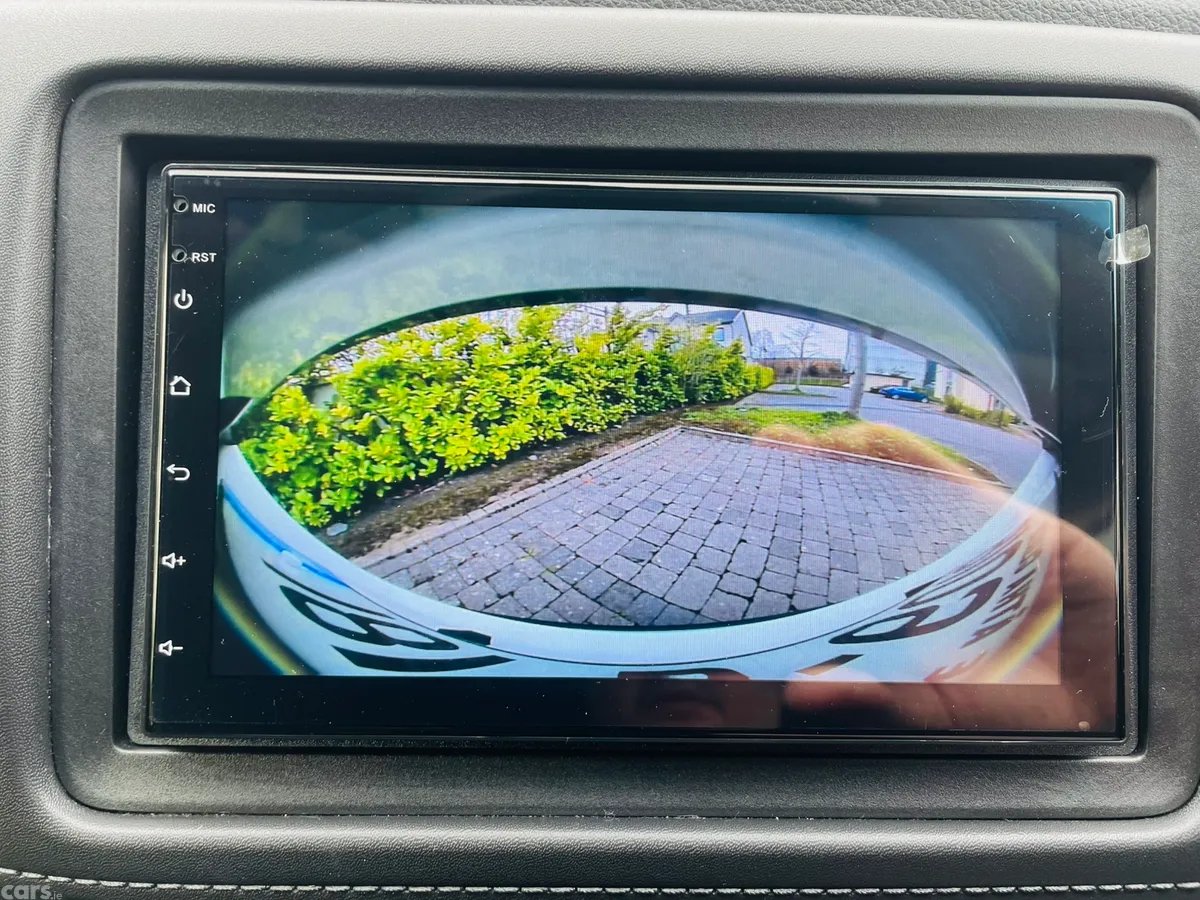 Honda Vezel Estate, Petrol Hybrid, 2018, White