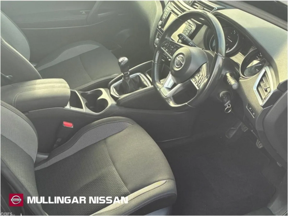 Nissan Qashqai SUV, Diesel, 2019, Black